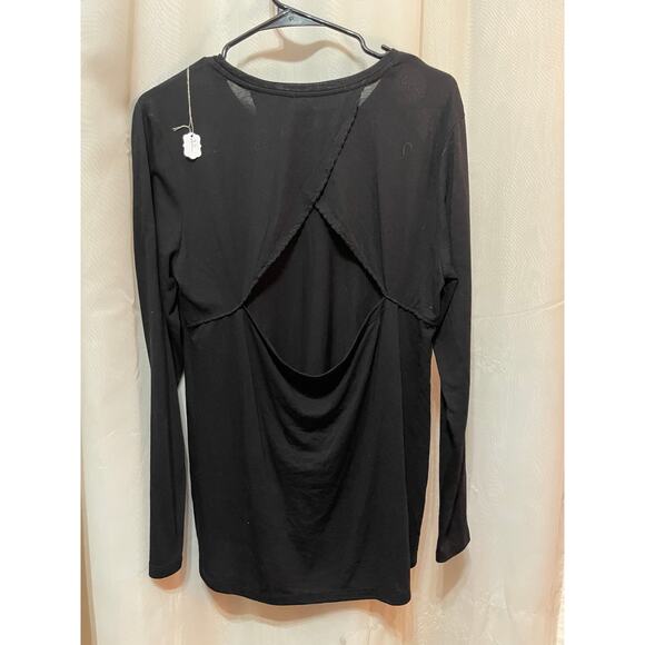 Old Navy Black dance shirt with cut out back L - Picture 2 of 2
